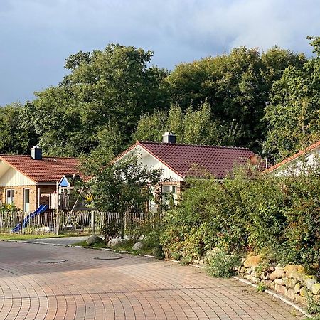 Feriendorf Suedstrand Haus 49 بيلزيرهاكين المظهر الخارجي الصورة